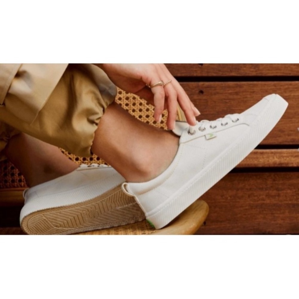 Cariuma OCA Low Canvas UNISEX Sneakers/Shoes Off White Womens 9 Men’s 7.5 NEW - Picture 3 of 10